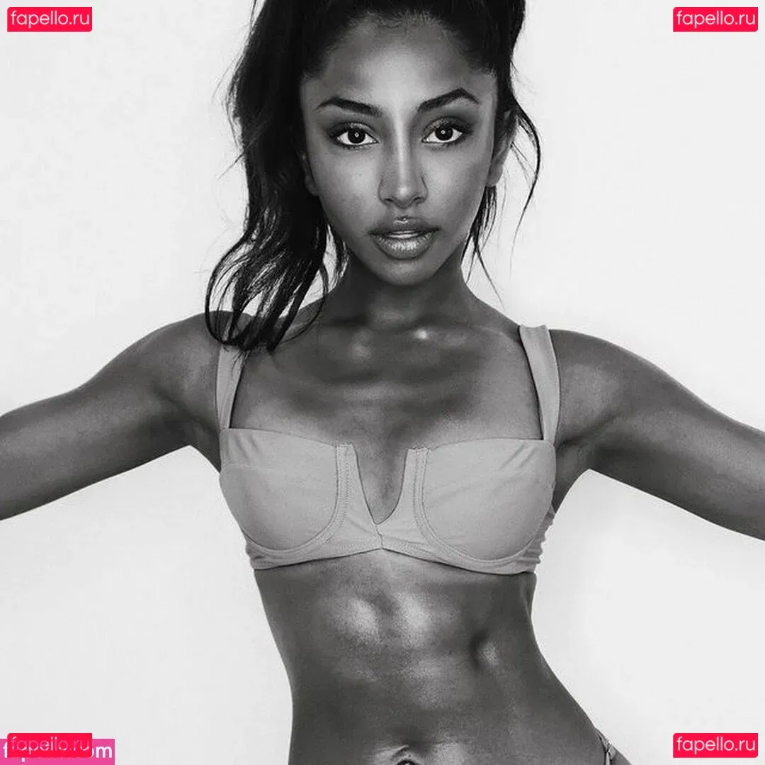 Maria Thattil Onlyfans Photo Gallery 