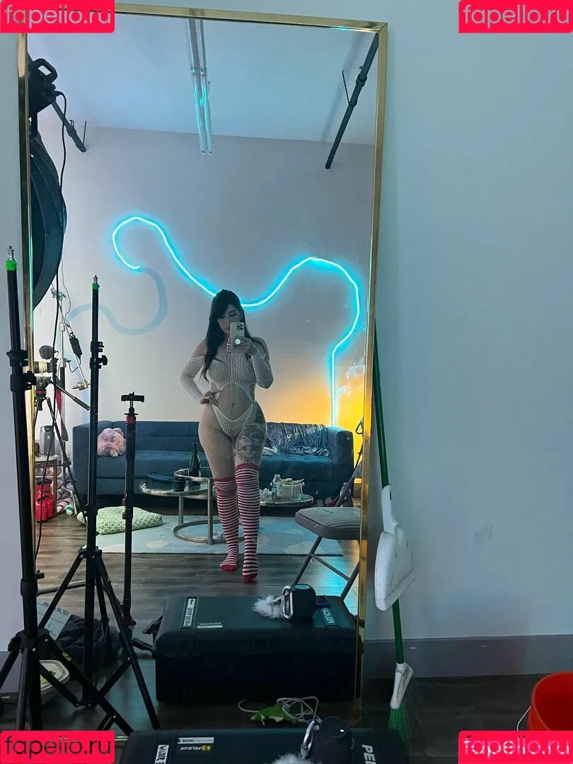 cleoblossom Onlyfans Photo Gallery 