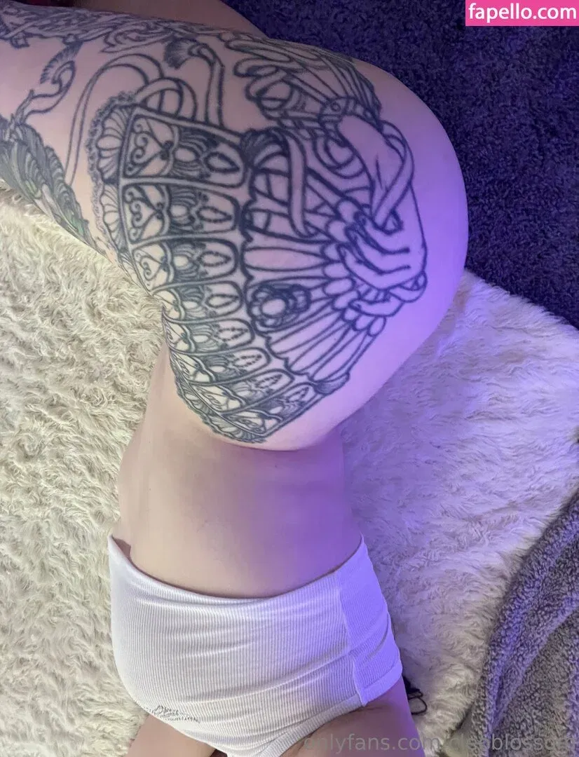 cleoblossom Onlyfans Photo Gallery 