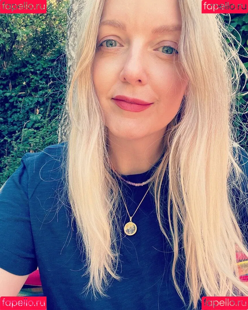 Lauren Laverne Onlyfans Photo Gallery 