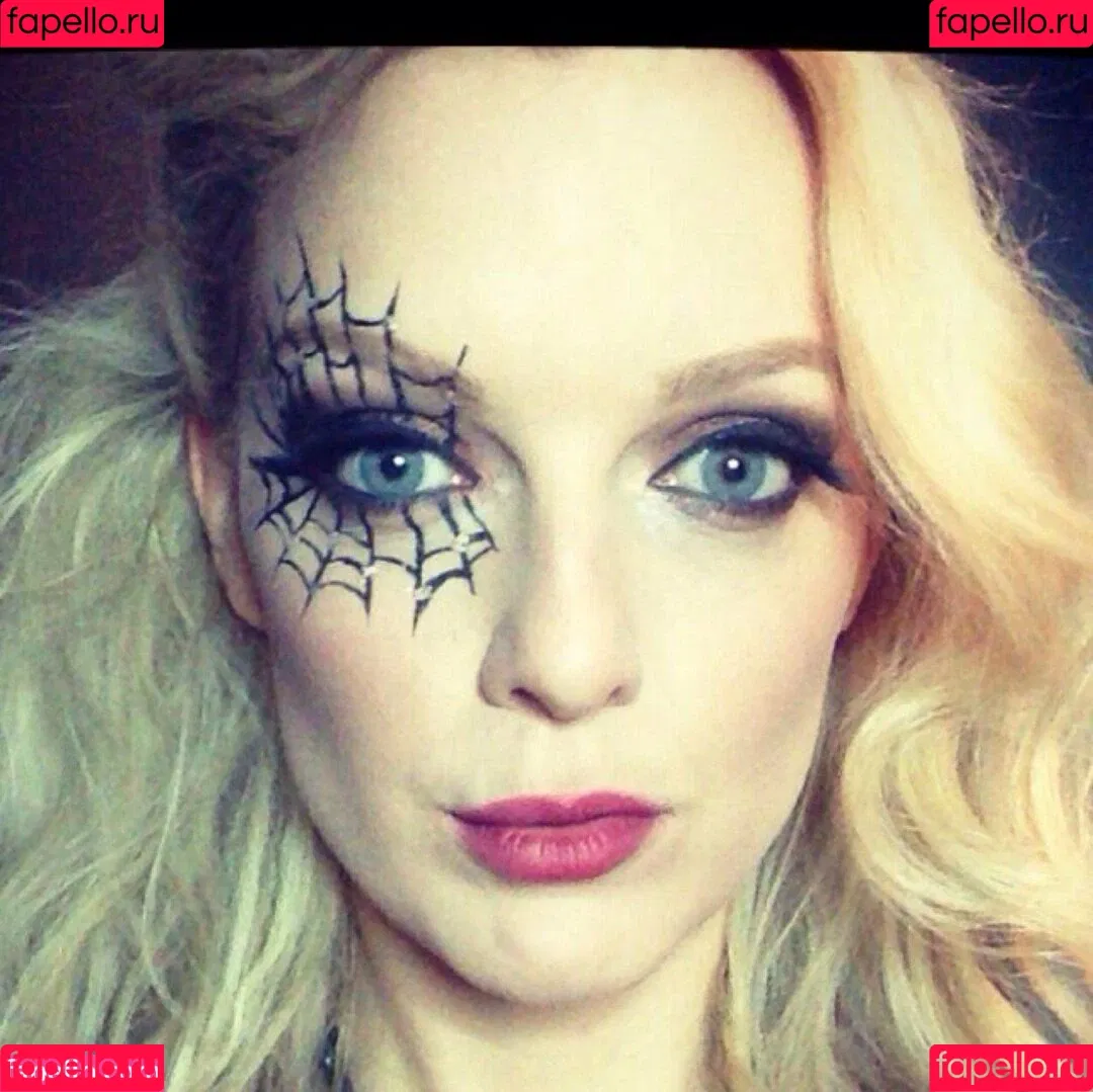 Lauren Laverne Onlyfans Photo Gallery 