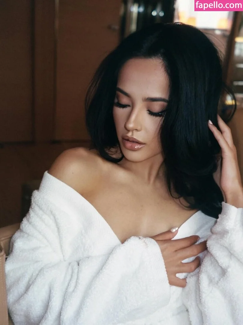 Becky G Onlyfans Photo Gallery 