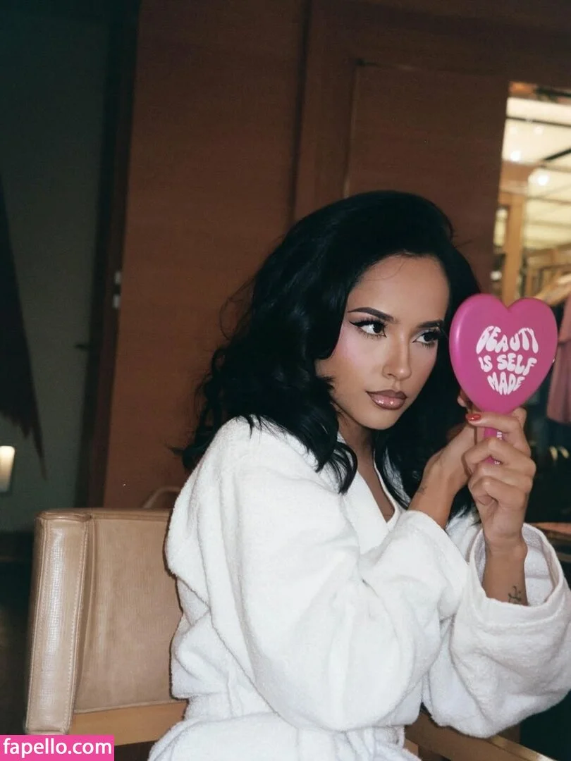 Becky G Onlyfans Photo Gallery 