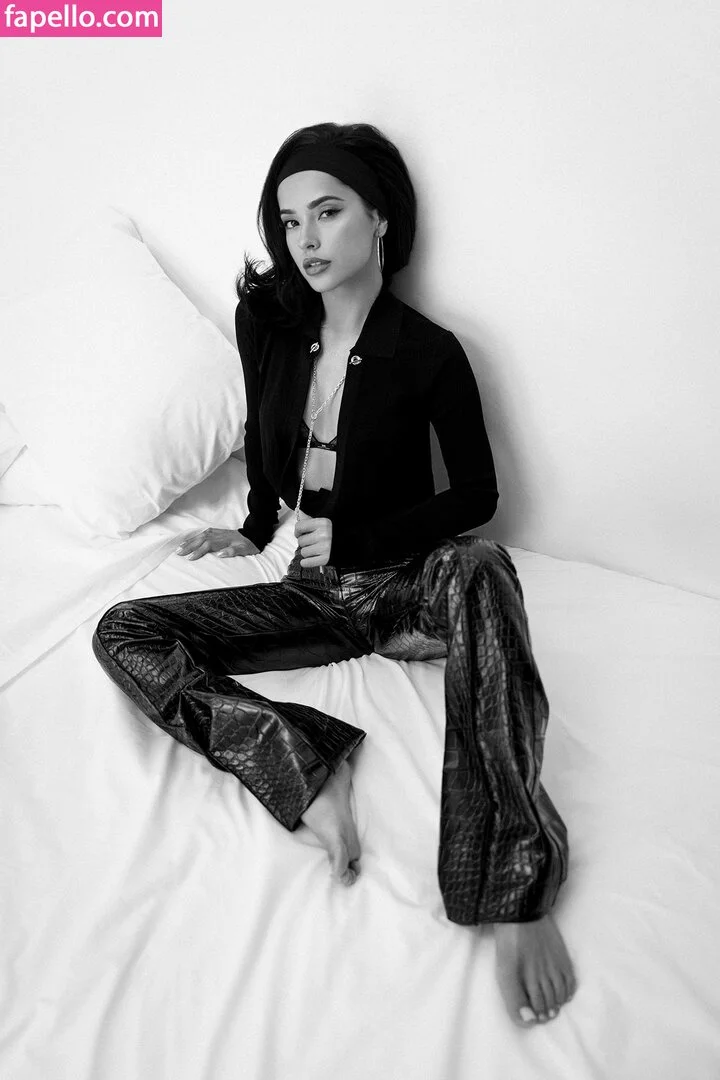 Becky G Onlyfans Photo Gallery 