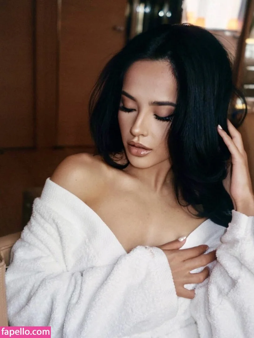 Becky G Onlyfans Photo Gallery 
