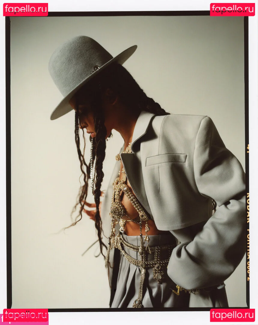 Tinashe Onlyfans Photo Gallery 