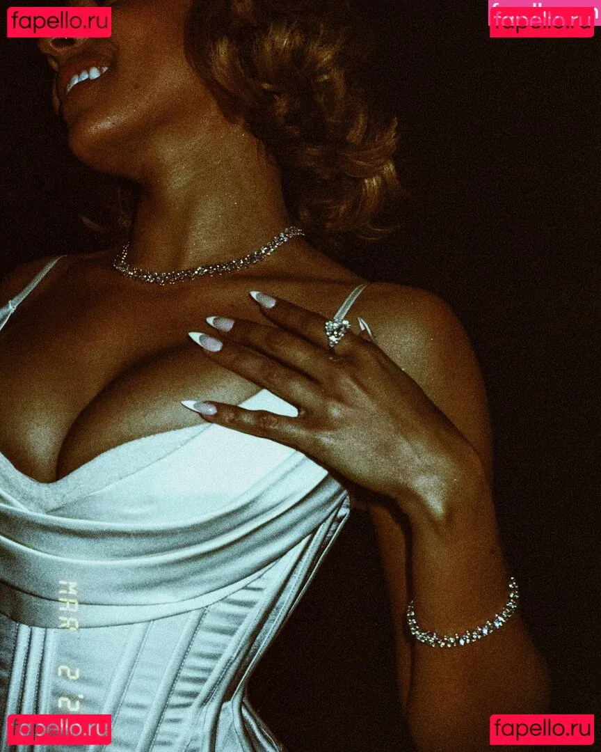 Tinashe Onlyfans Photo Gallery 