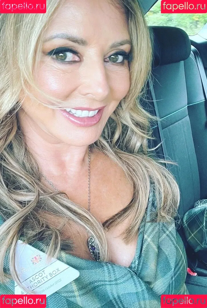 Carol Vorderman Onlyfans Photo Gallery 