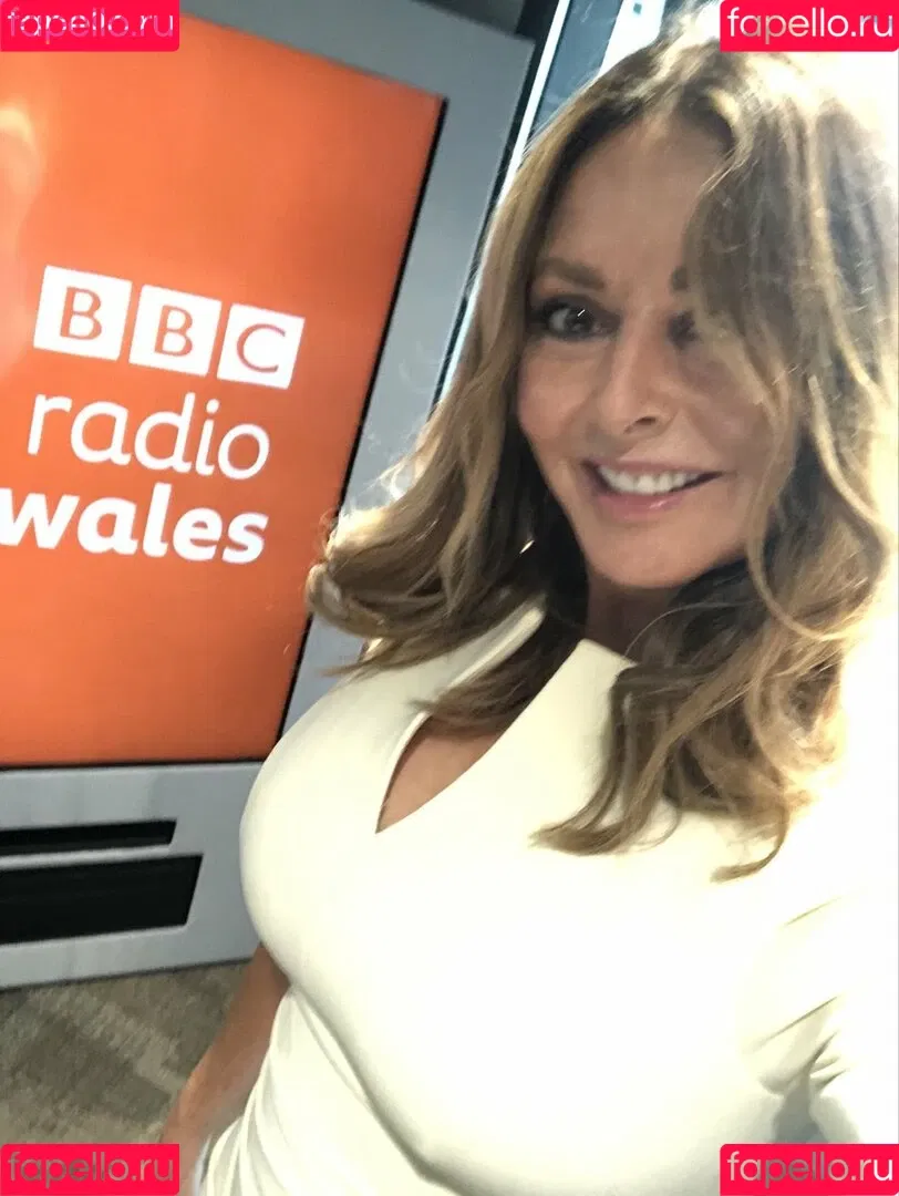 Carol Vorderman Onlyfans Photo Gallery 