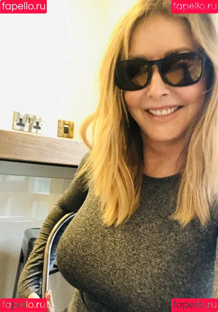 Carol Vorderman Onlyfans Photo Gallery 