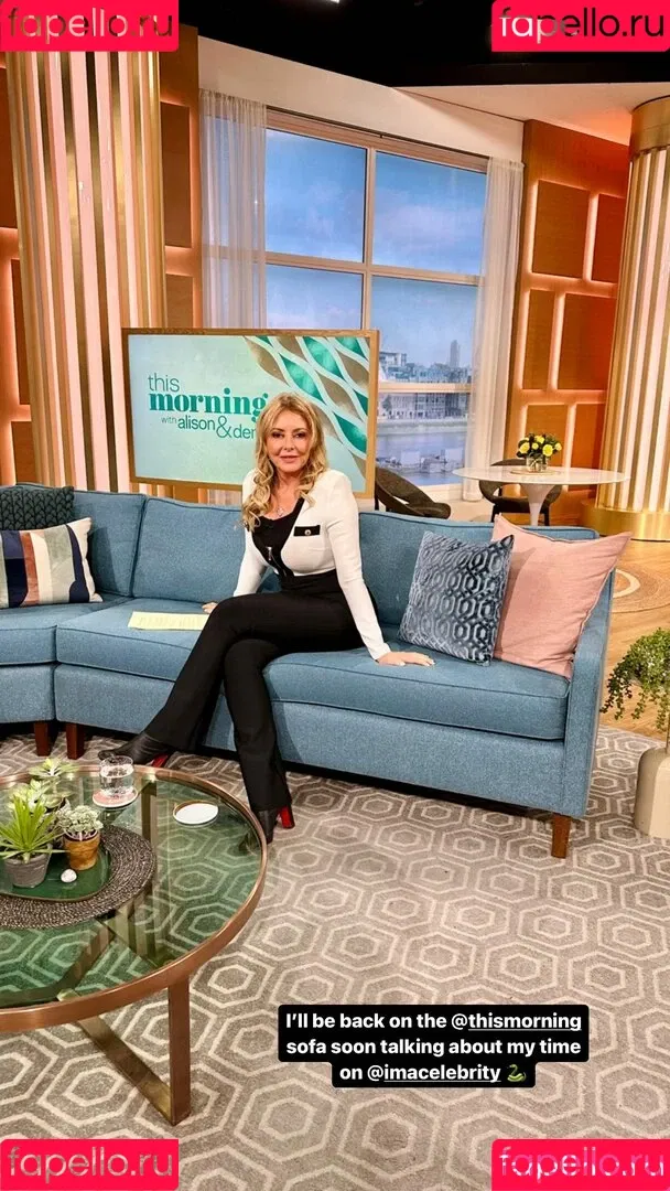 Carol Vorderman Onlyfans Photo Gallery 