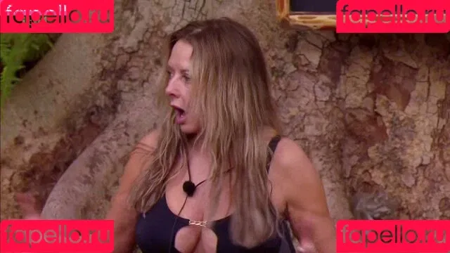 Carol Vorderman Onlyfans Photo Gallery 