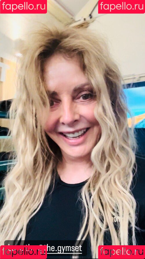 Carol Vorderman Onlyfans Photo Gallery 