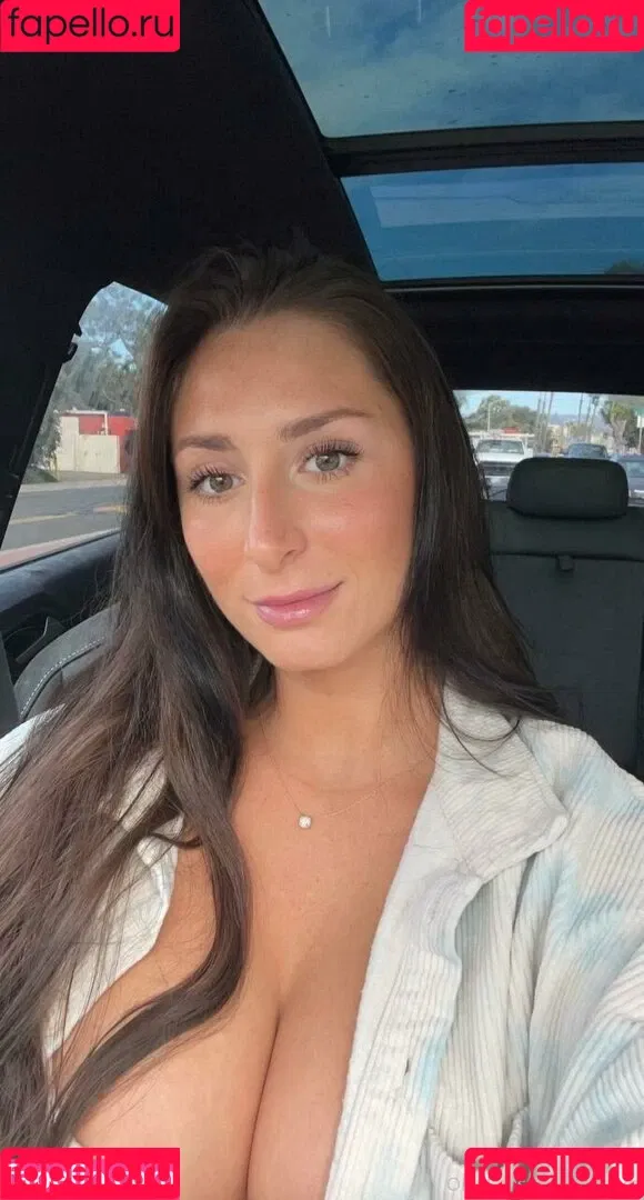 Splatxo Onlyfans Photo Gallery 