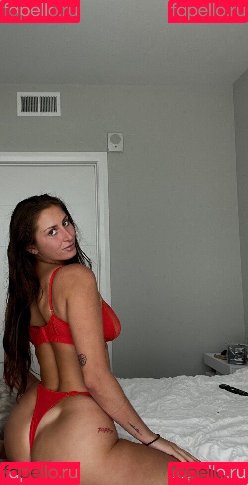 Splatxo Onlyfans Photo Gallery 