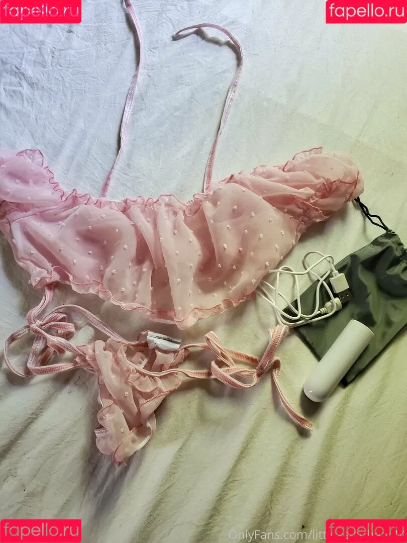 JuicyPinaypple Onlyfans Photo Gallery 
