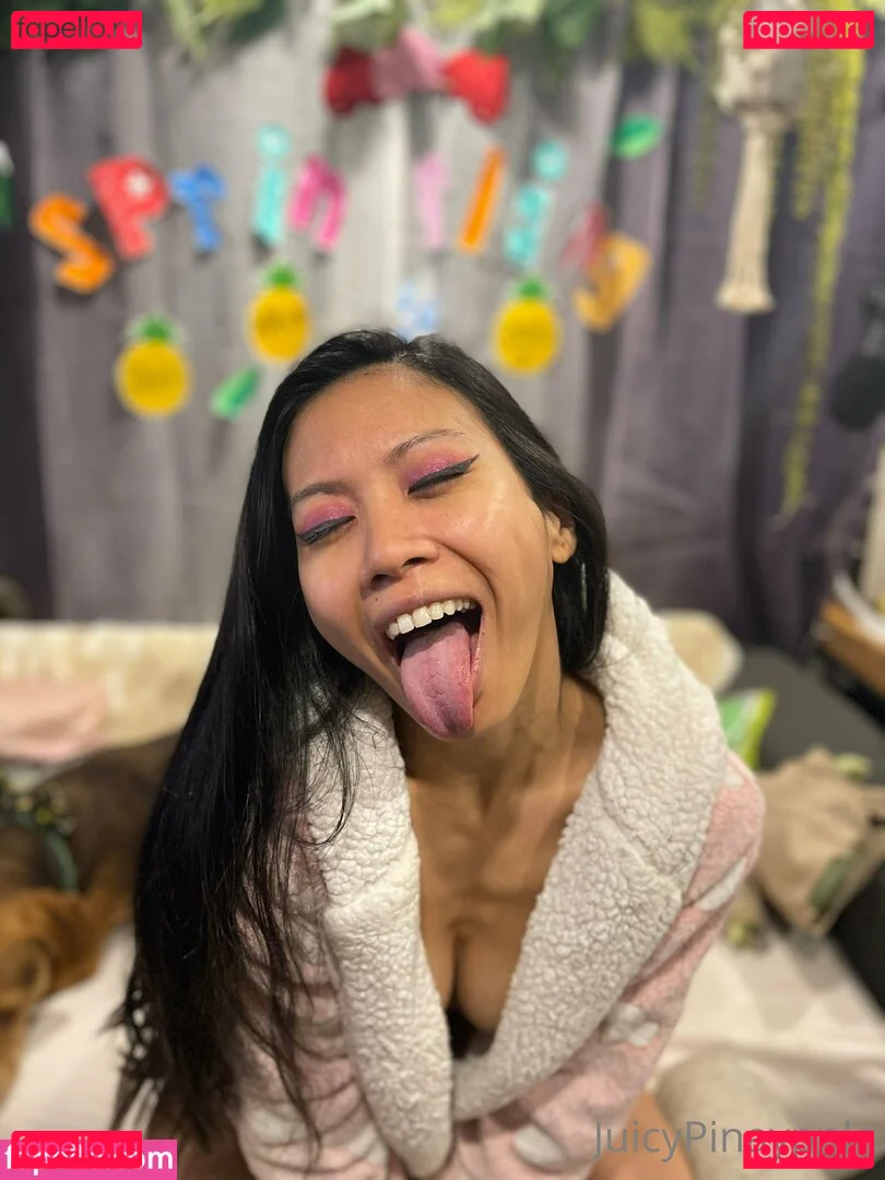 JuicyPinaypple Onlyfans Photo Gallery 