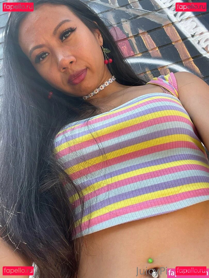 JuicyPinaypple Onlyfans Photo Gallery 