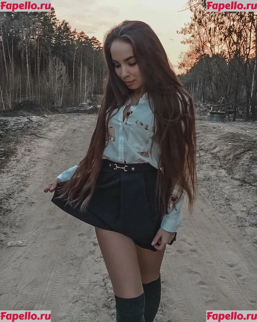 tiynmay Onlyfans Photo Gallery 
