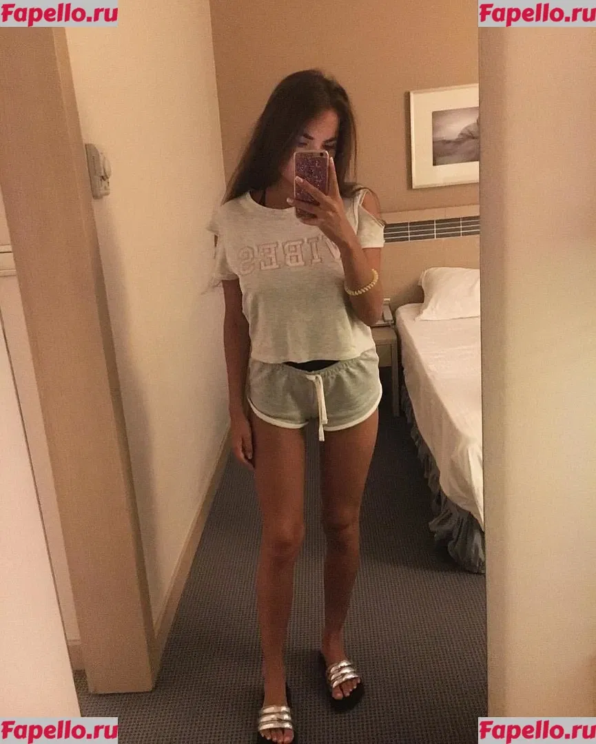 tiynmay Onlyfans Photo Gallery 