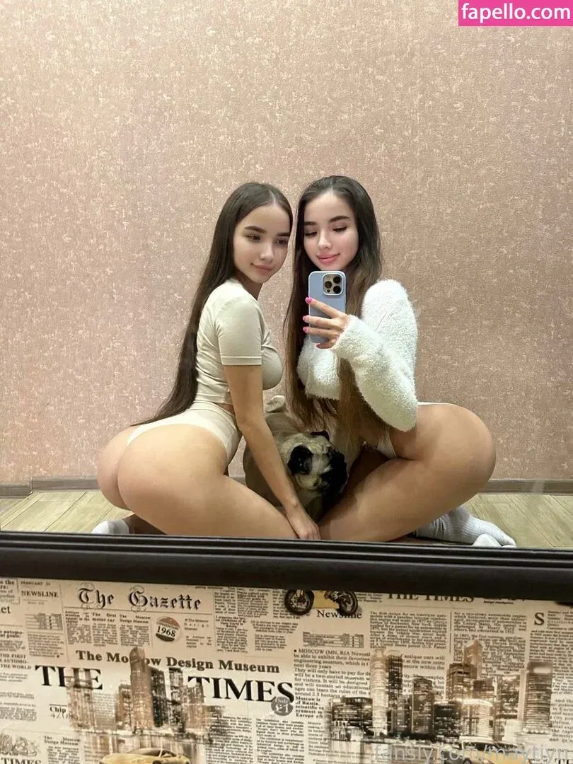 tiynmay Onlyfans Photo Gallery 