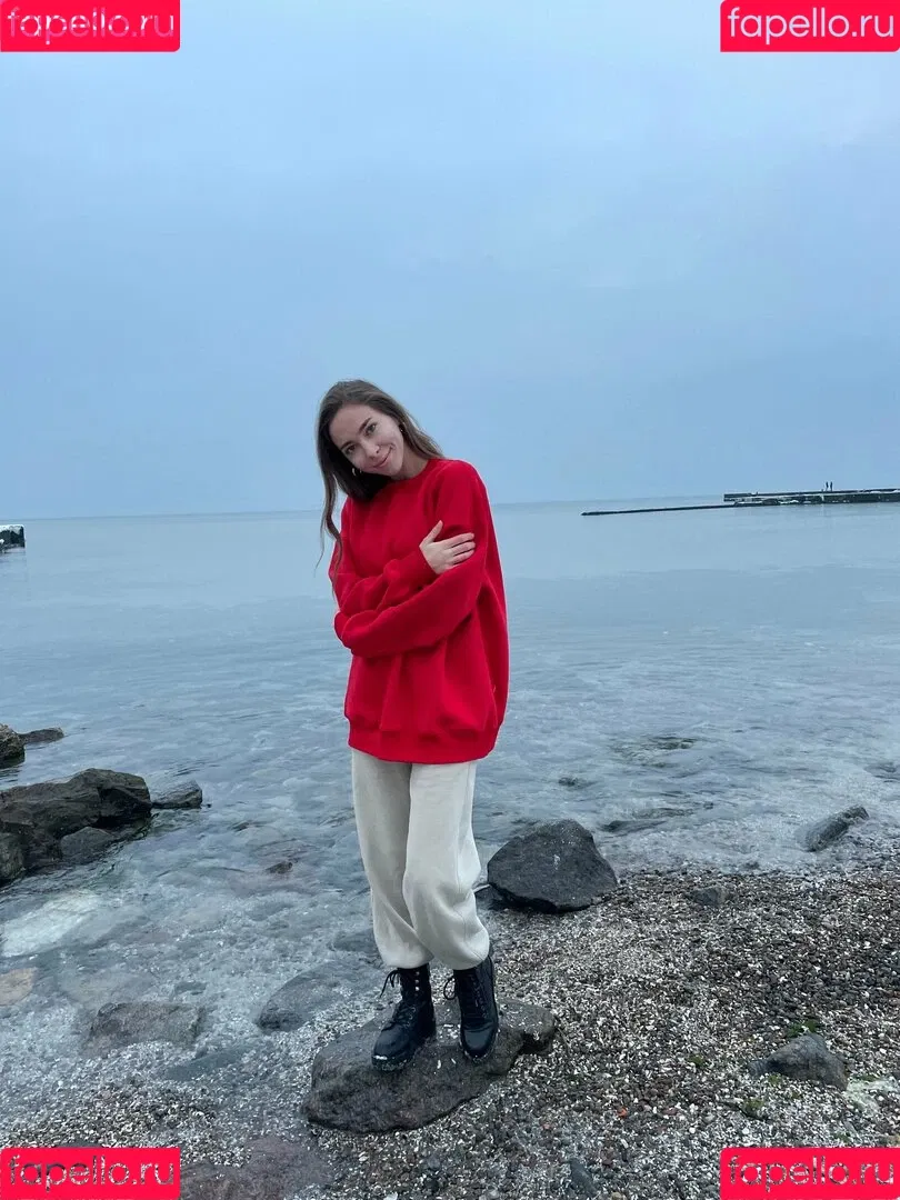 lili_babe Onlyfans Photo Gallery 