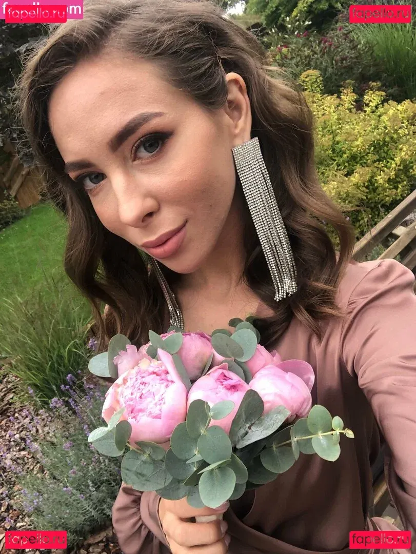 lili_babe Onlyfans Photo Gallery 