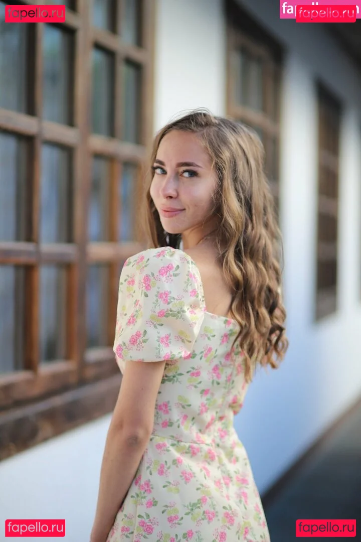 lili_babe Onlyfans Photo Gallery 