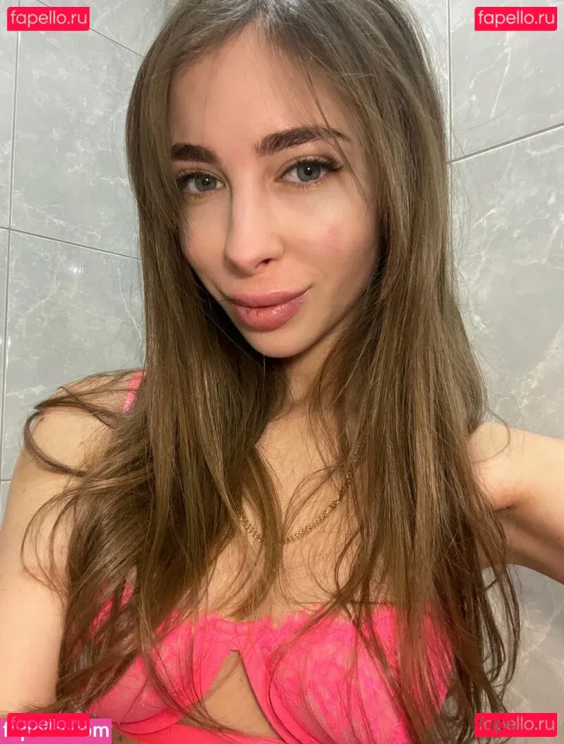 lili_babe Onlyfans Photo Gallery 
