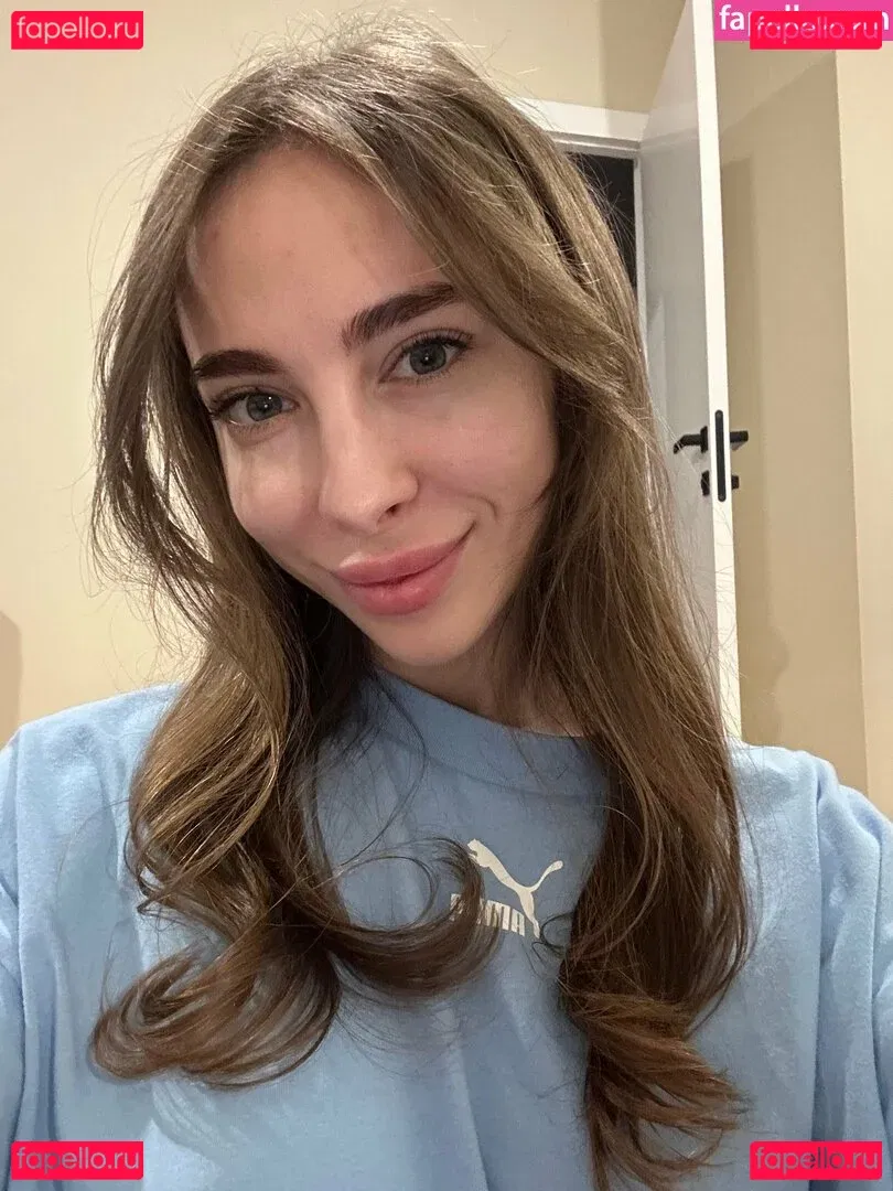 lili_babe Onlyfans Photo Gallery 