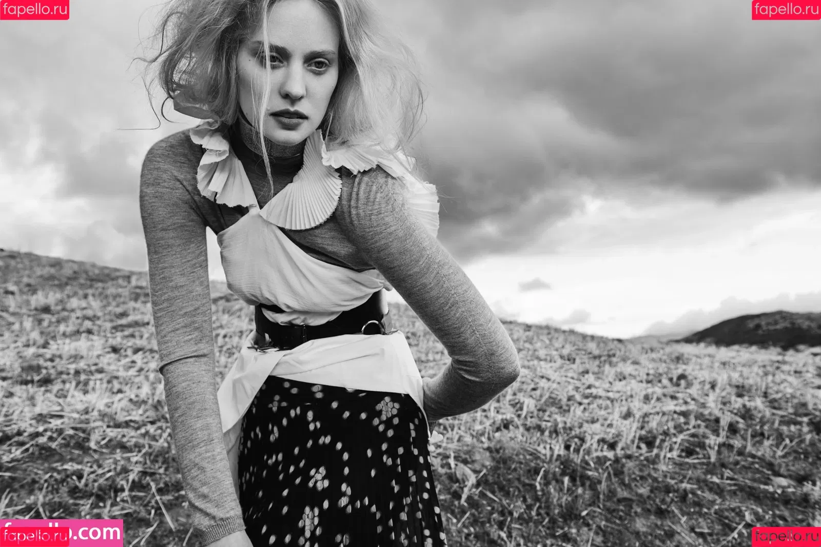 Deborah Ann Woll Onlyfans Photo Gallery 