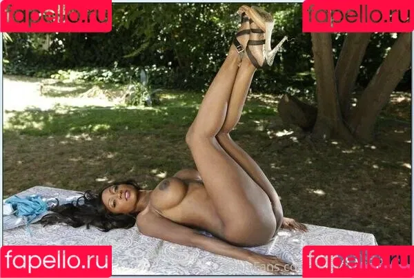 Diamondjackson Onlyfans Photo Gallery 