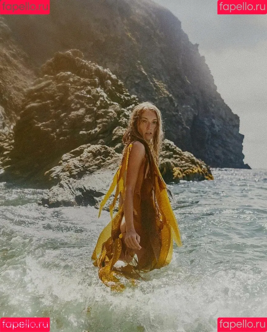 Lauren Hurlbut Onlyfans Photo Gallery 