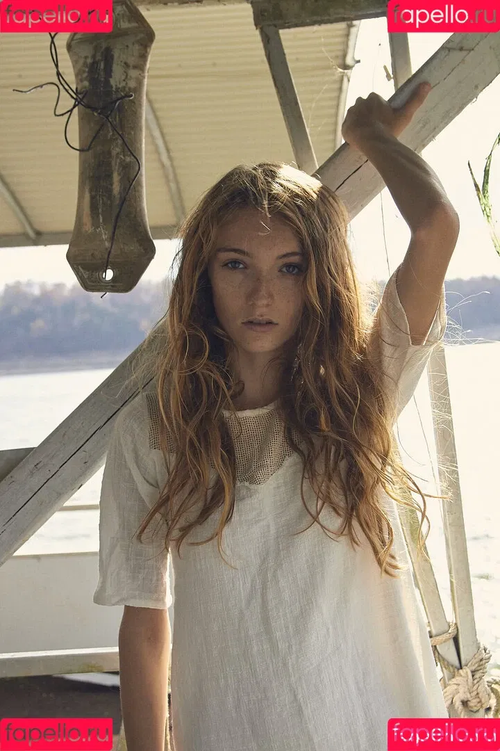 Lauren Hurlbut Onlyfans Photo Gallery 