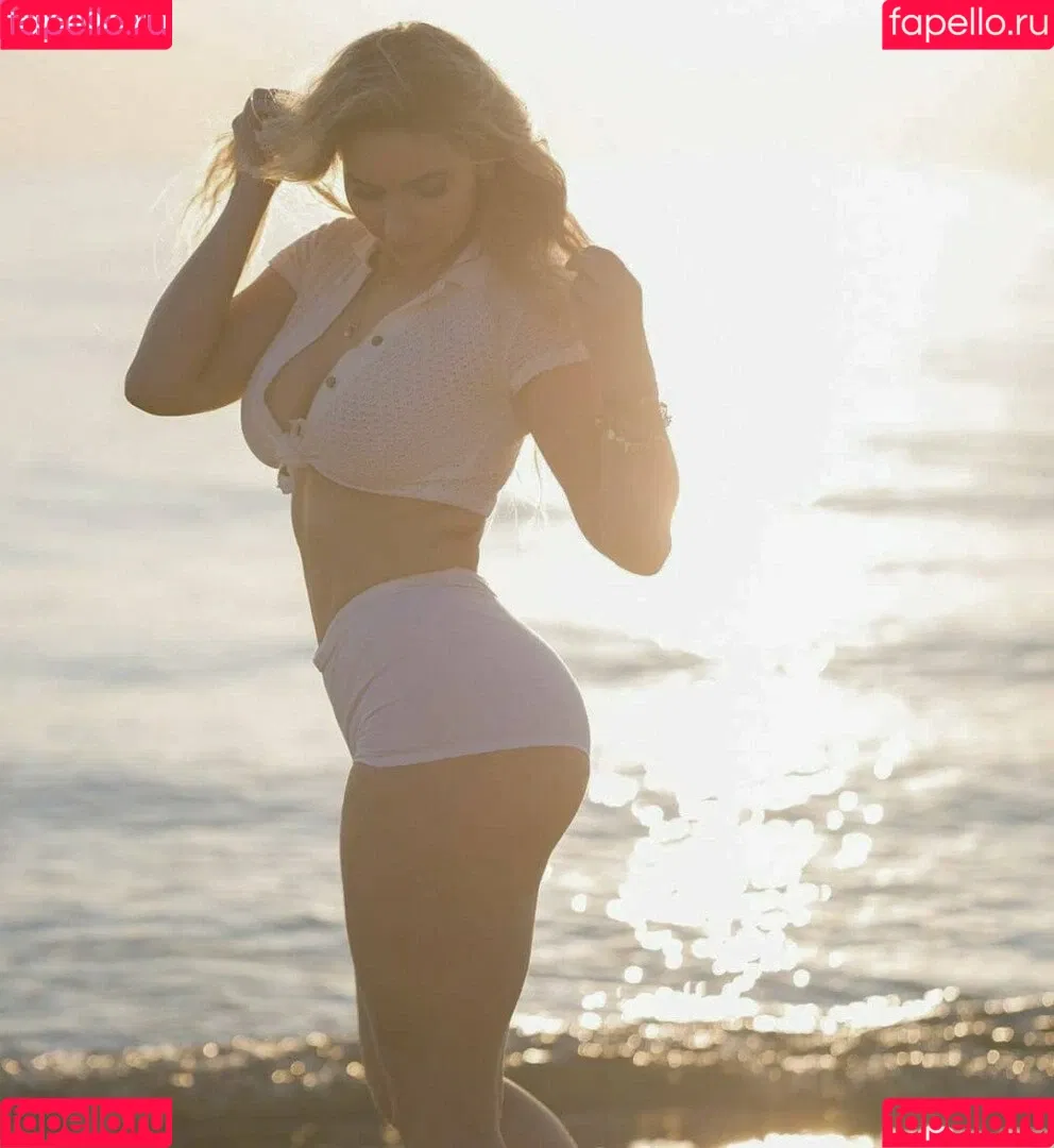 Neringa Kriziute Onlyfans Photo Gallery 