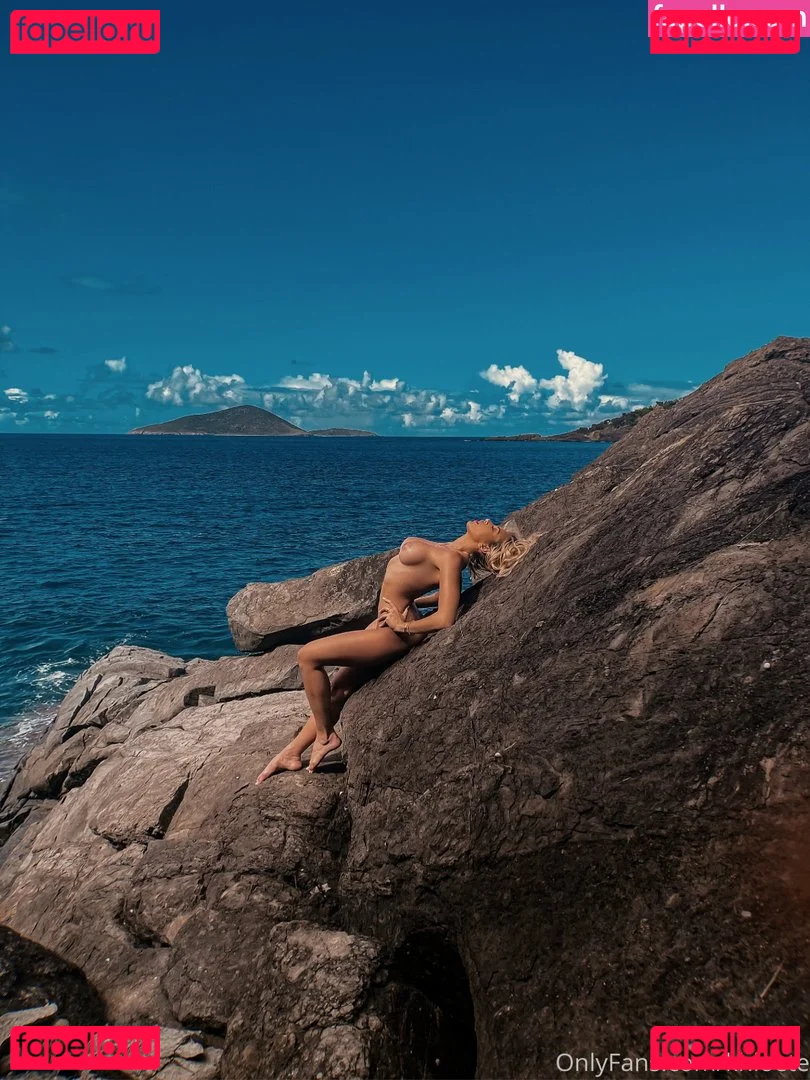 Khloë Terae Onlyfans Photo Gallery 