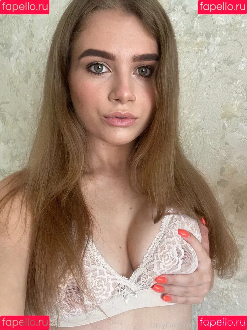 honeymoonlera Onlyfans Photo Gallery 