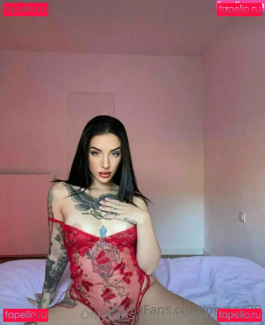 honeymoonlera Onlyfans Photo Gallery 