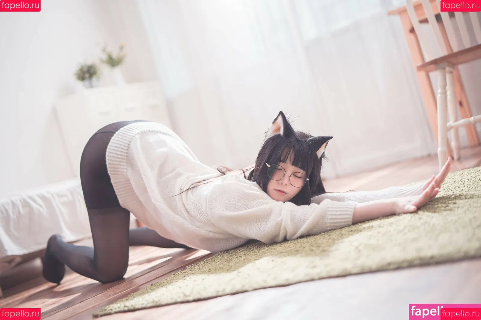 落落Raku Onlyfans Photo Gallery 
