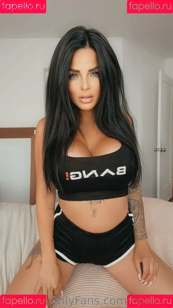 sin.free Onlyfans Photo Gallery 
