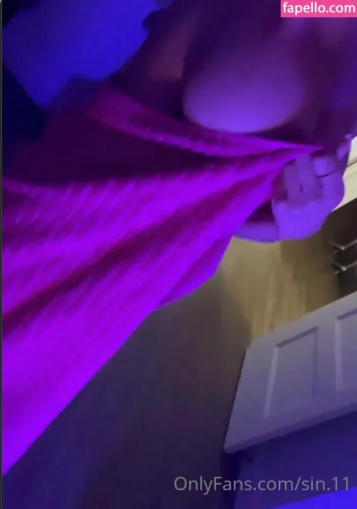 sin.free Onlyfans Photo Gallery 