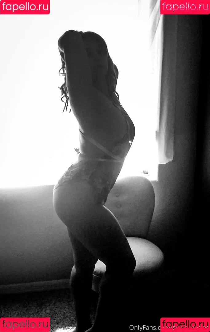 sarahtheslutfree Onlyfans Photo Gallery 