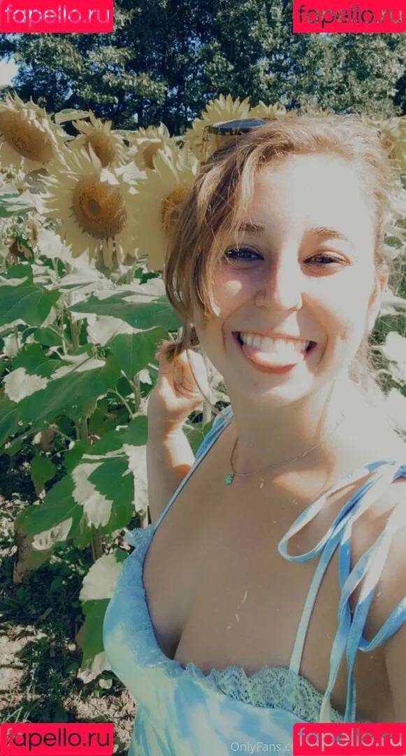 sarahtheslutfree Onlyfans Photo Gallery 