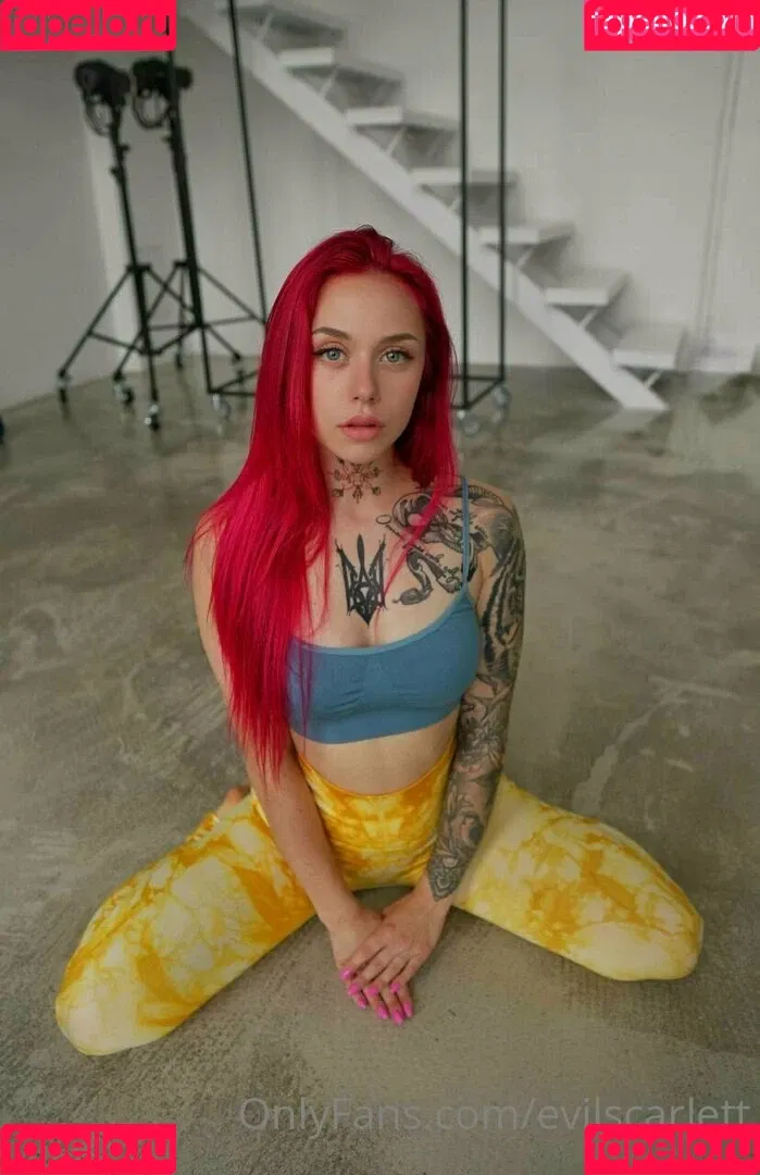 evilscarlett Onlyfans Photo Gallery 