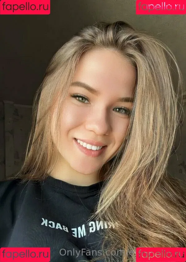 evilscarlett Onlyfans Photo Gallery 