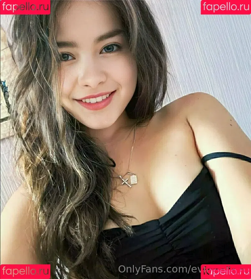 evilscarlett Onlyfans Photo Gallery 