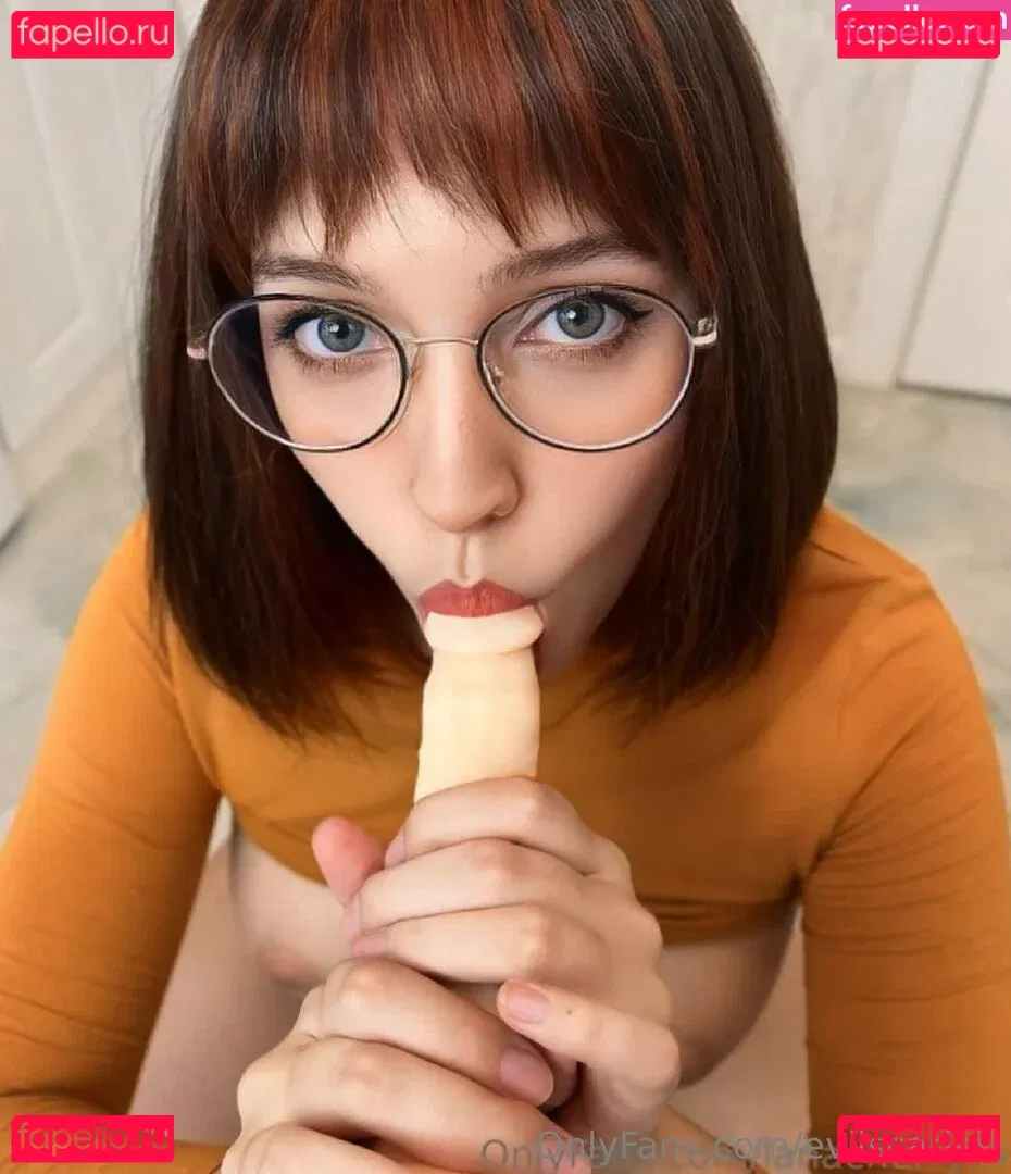 evilscarlett Onlyfans Photo Gallery 