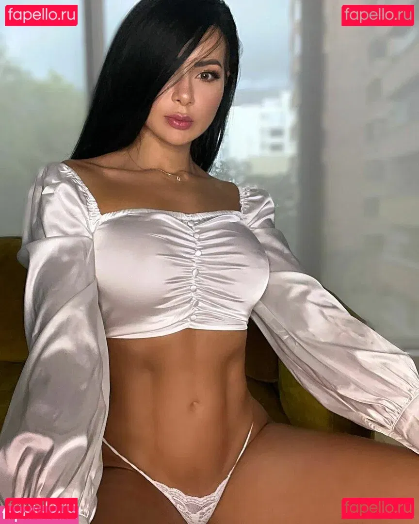 Paola Triana Onlyfans Photo Gallery 
