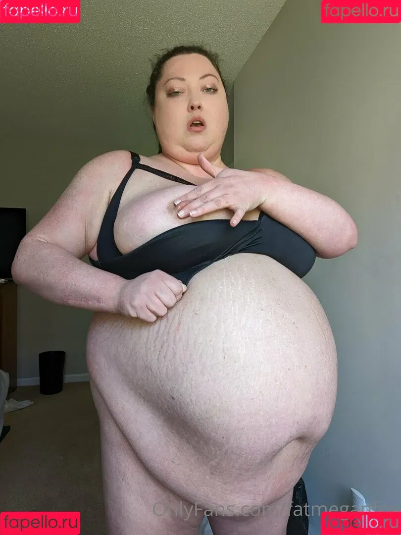 fatmeganfox Onlyfans Photo Gallery 