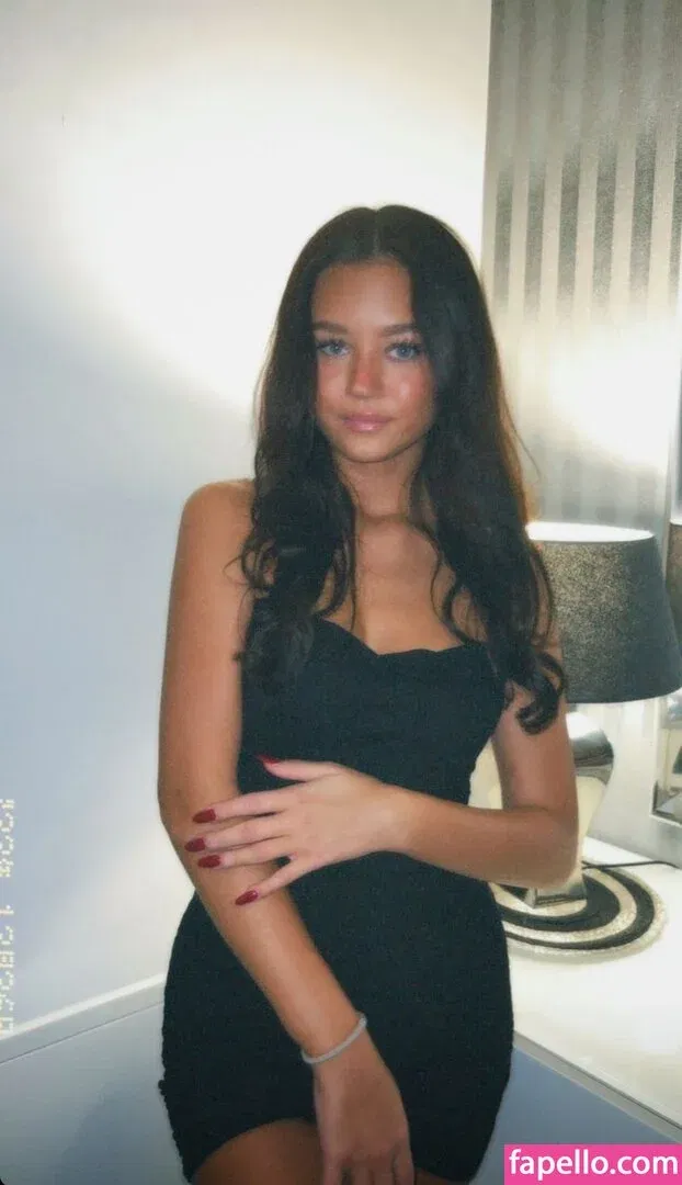 sydneyvmayy Onlyfans Photo Gallery 